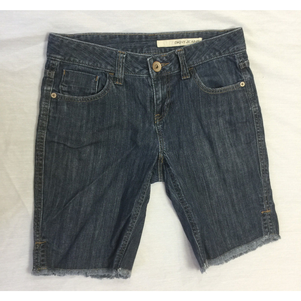 🫐 DKNY JEANS WOMENS SHORTS SIZE 4. 🫐